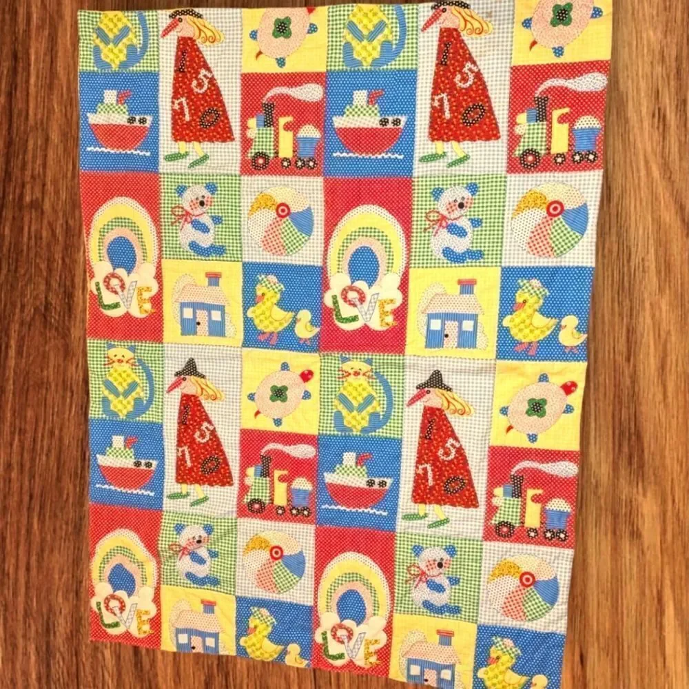 70s vintage‎ patchwork rainbow colored baby kids quilt